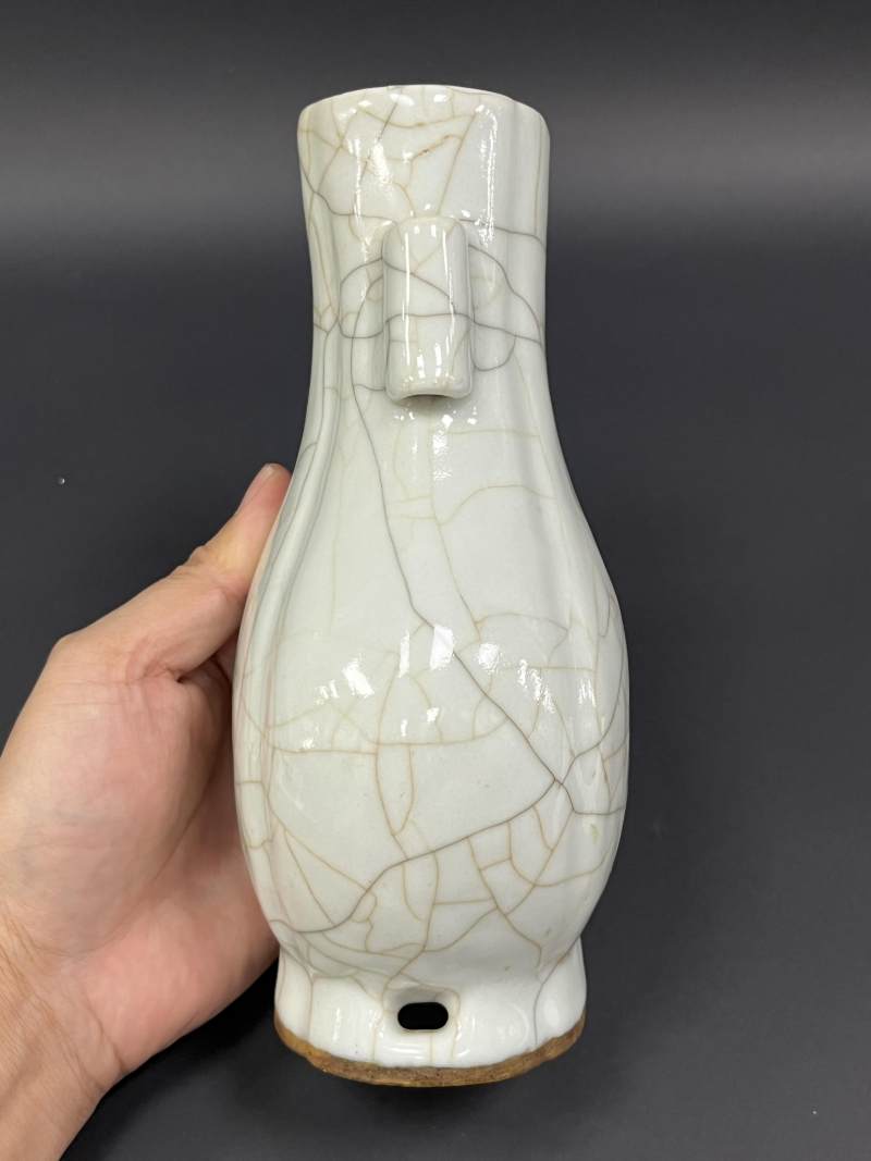 元 釉里红缠枝莲纹玉壶春瓶 - 图5