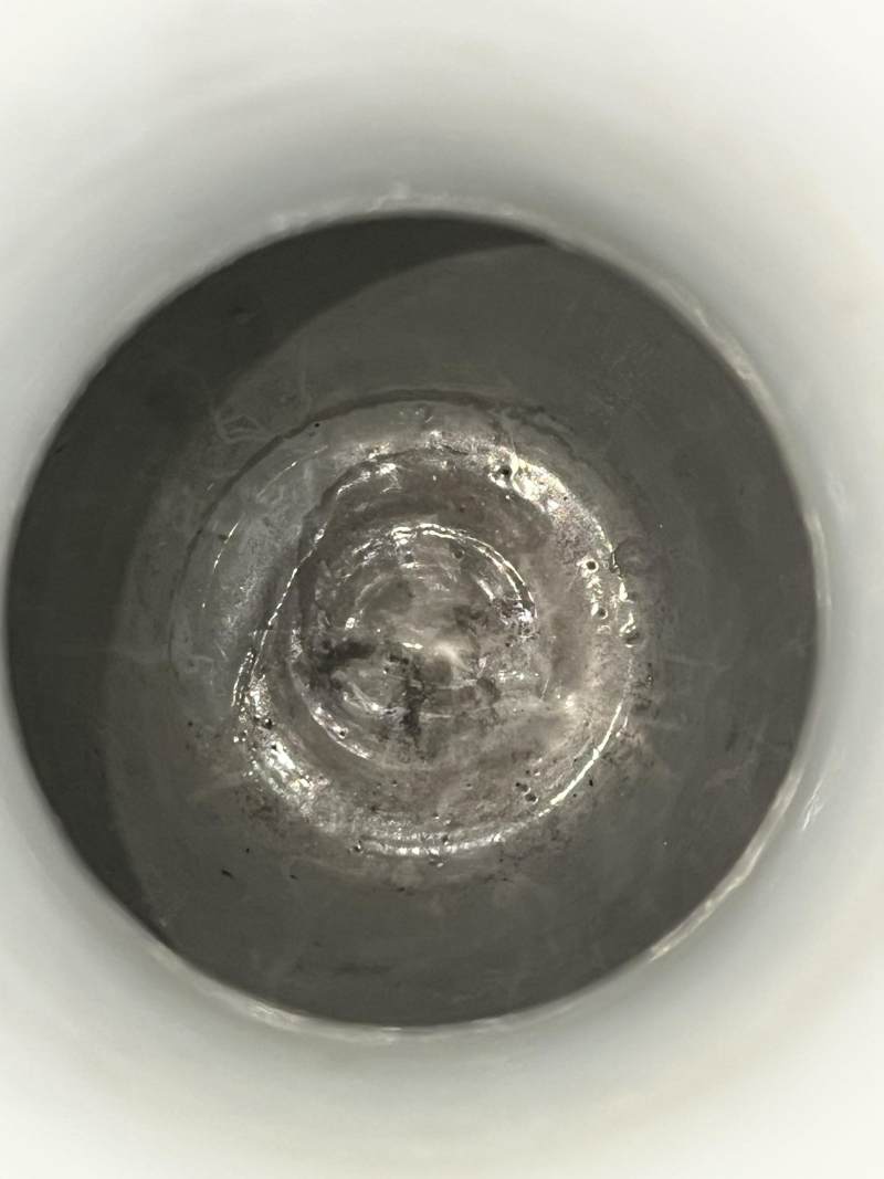 清康熙 红绿彩花蝶纹观音瓶 - 图7