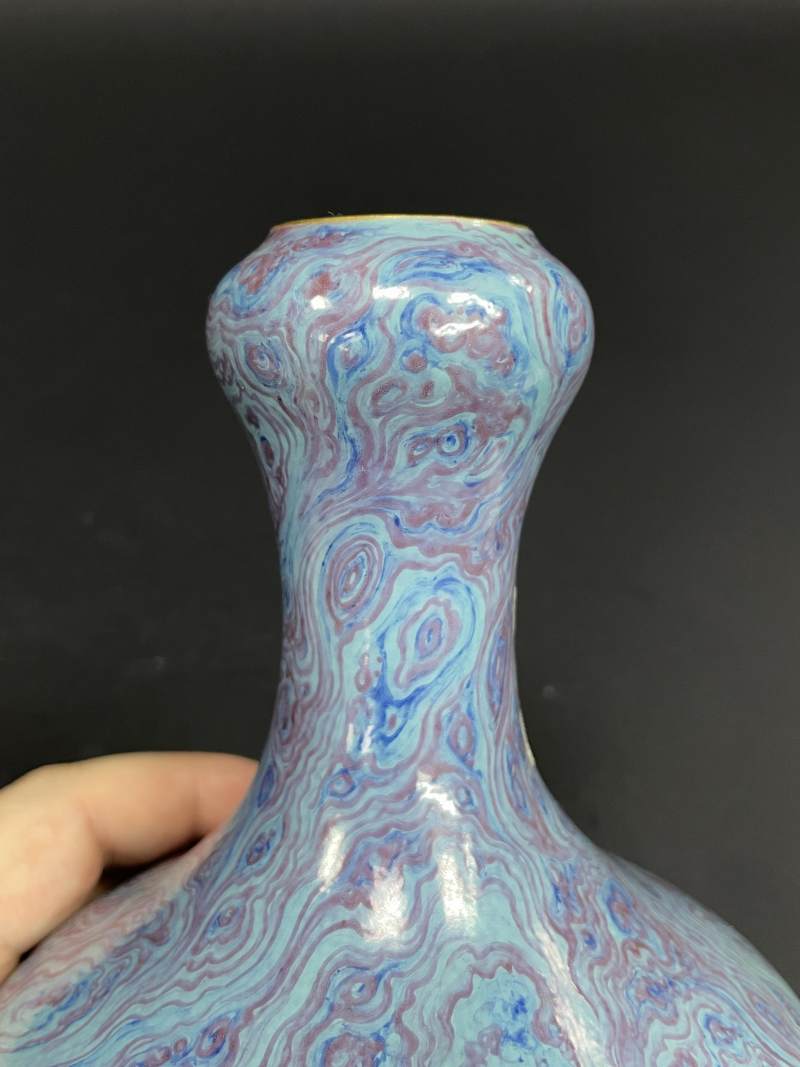 清晚期 仿绞胎蒜头瓶 - 图5