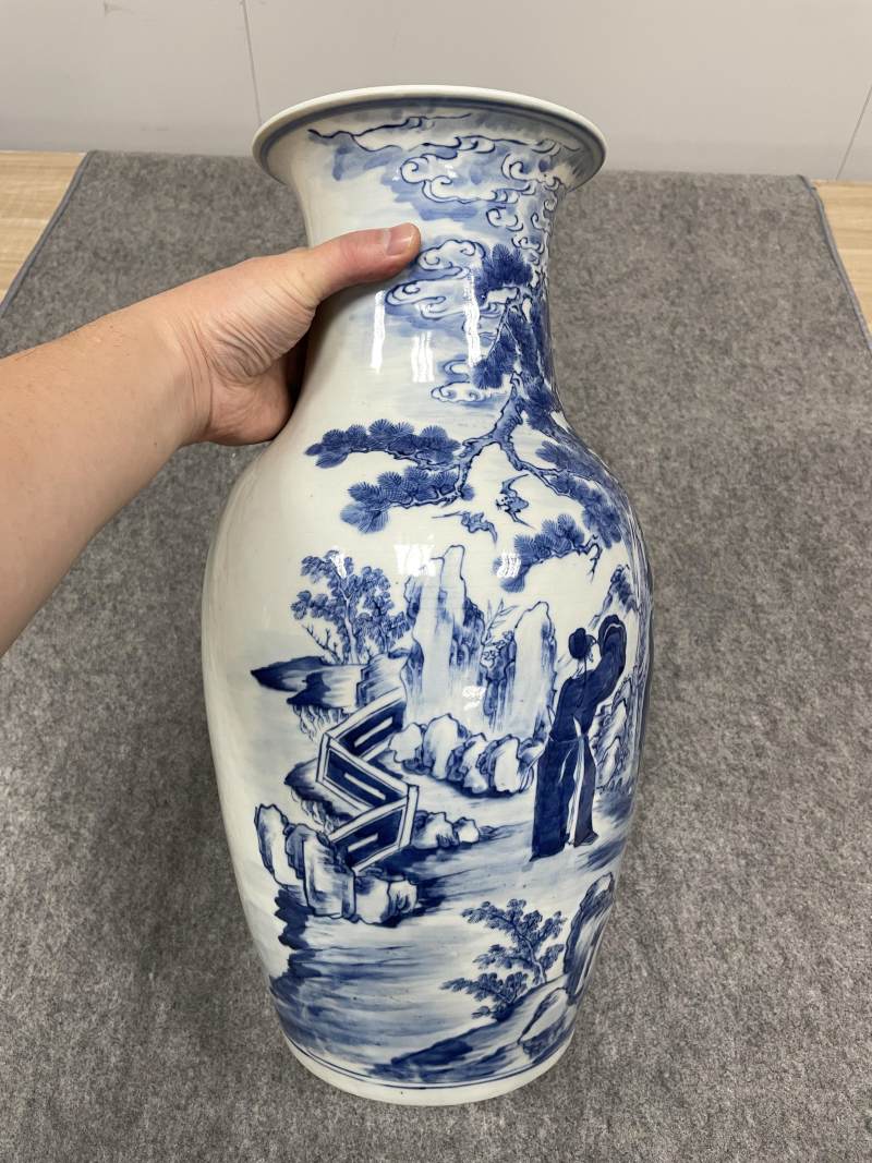 清中期 青花神仙人物纹瓶 - 图2