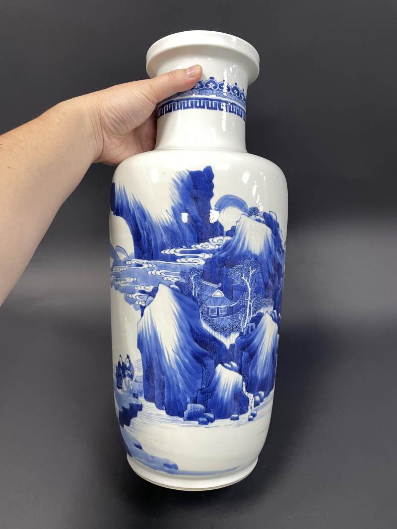 清康熙 青花山水人物纹棒槌瓶 - 图6