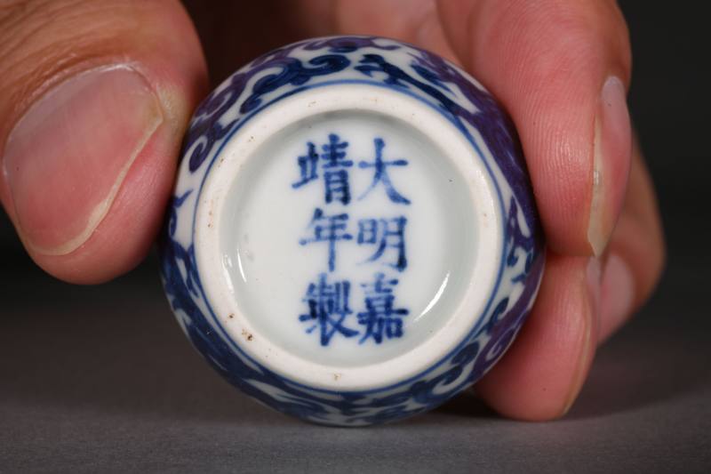 清早期 青花寿桃纹小印盒一对 - 图4