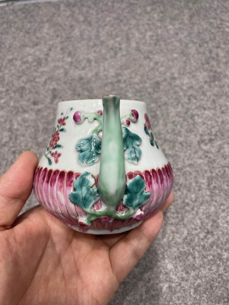 清雍正 粉彩松鹿图杯、折枝花卉纹菊瓣壶三只 - 图19