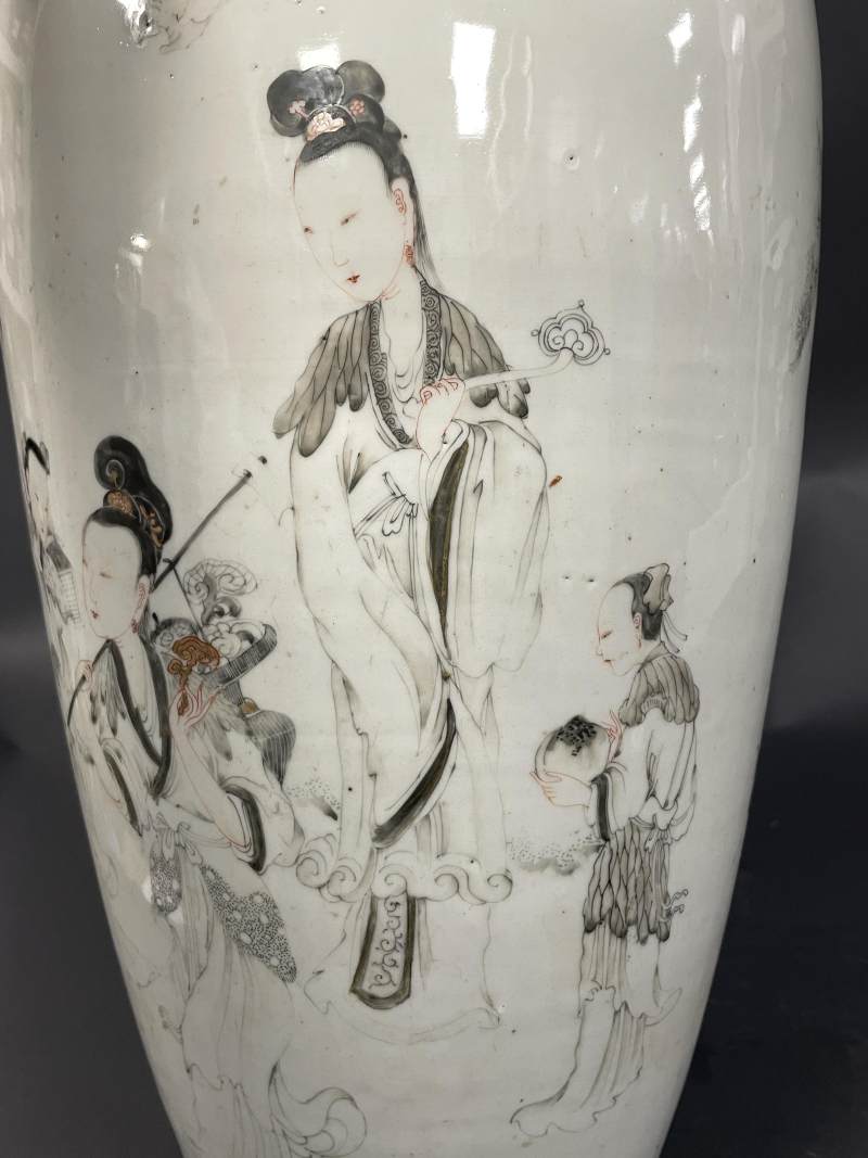 清雍正 墨彩麻姑献寿图大瓶 - 图12