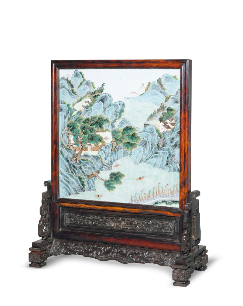 清乾隆 粉彩披麻皴山水人物纹瓷板插屏 - 图1