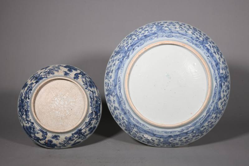 明 青花荷塘图、花卉纹盘三只 - 图4