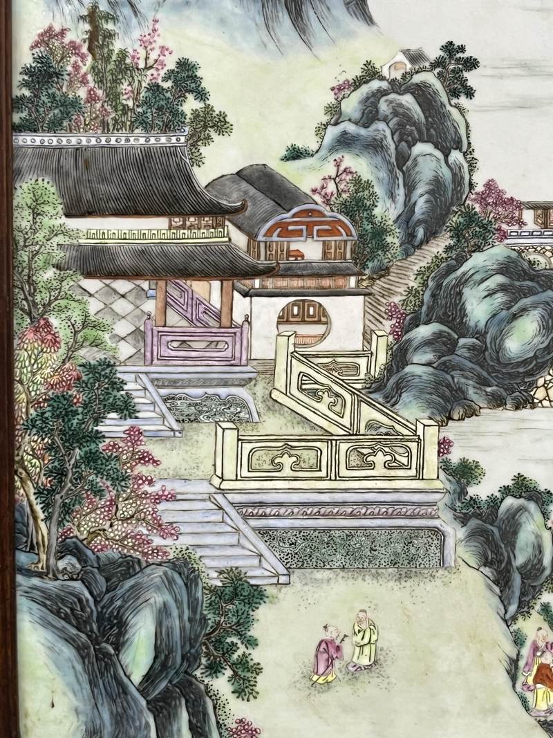 清乾隆 瘿木嵌粉彩山水楼阁图瓷板插屏 - 图9