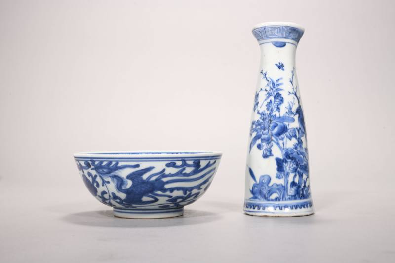 明 青花花鸟纹壁瓶、青花凤穿牡丹纹碗各一件 - 图2
