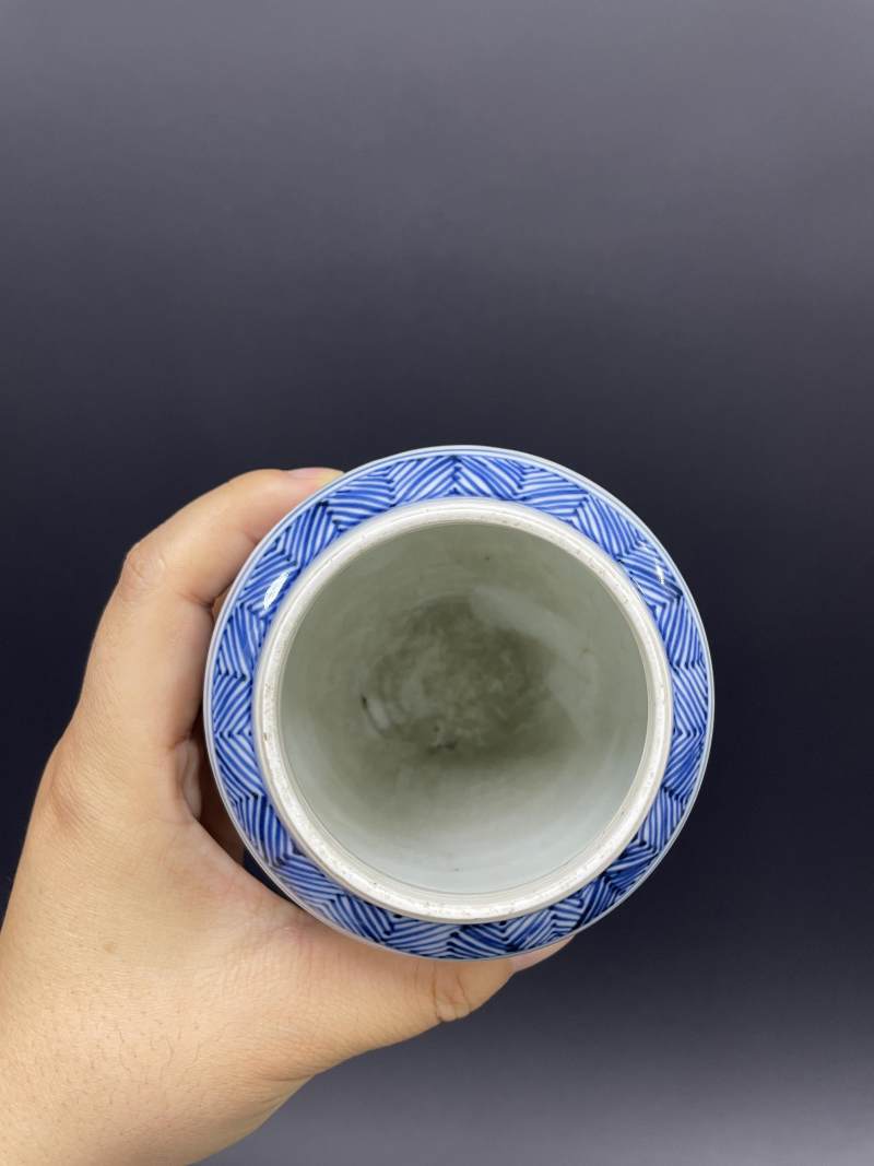 清康熙 青花缠枝花卉纹茶叶罐 - 图7