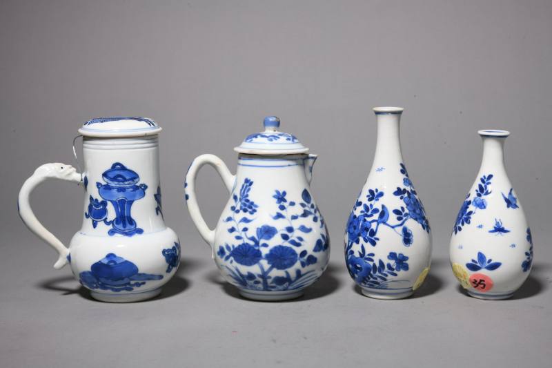 清康熙 青花花鸟纹、博古图执壶、胆瓶、盖缸五件 - 图4