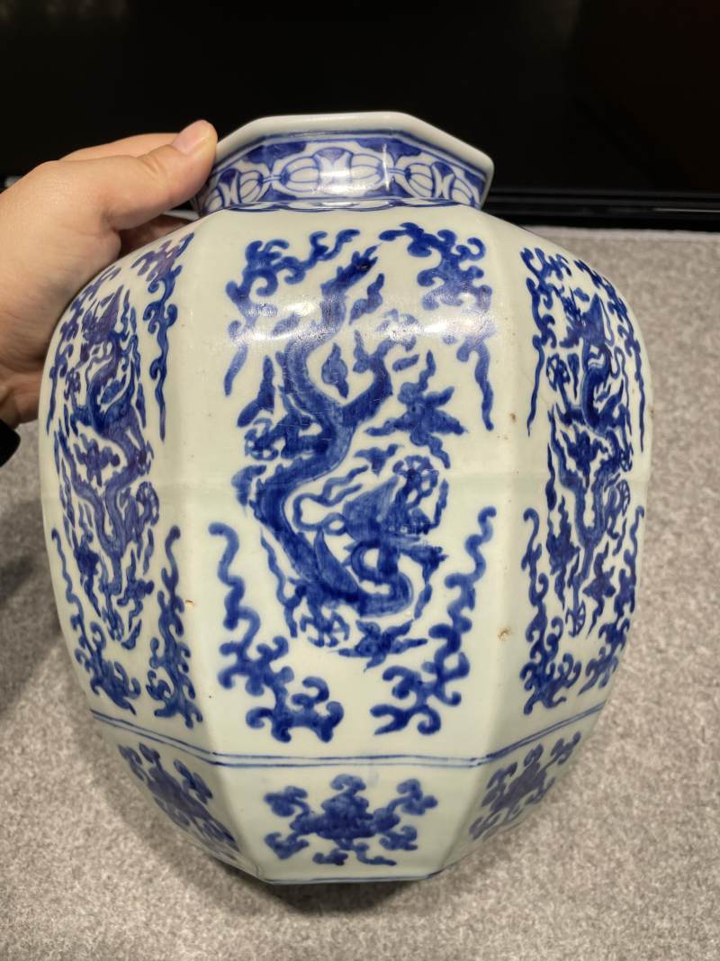 明嘉靖 青花云龙纹八方罐 - 图4