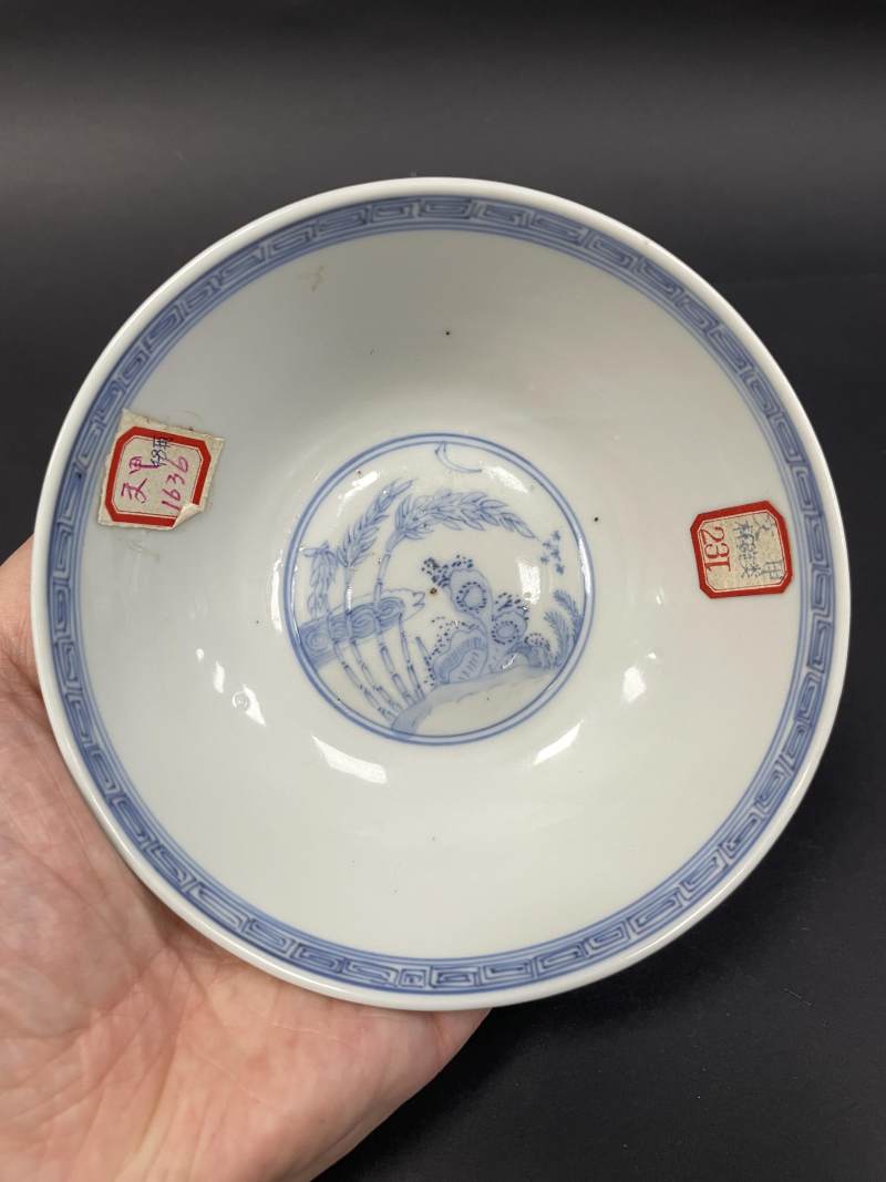 明万历 青花淡描婴戏图馒头心碗 - 图2