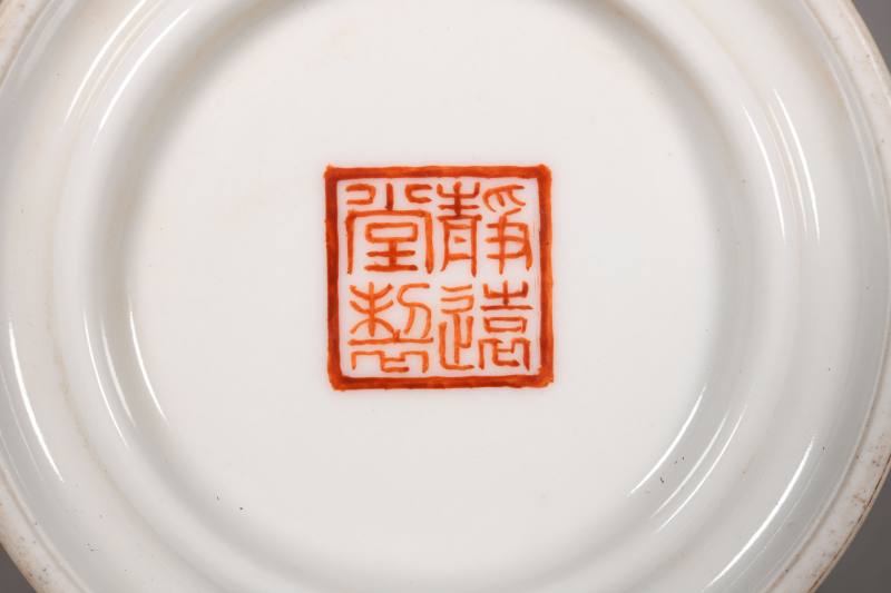 民国 粉彩人物纹瓶一对 - 图4