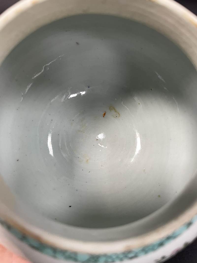 清雍正 粉彩人物故事图狮钮螭耳香薰 - 图9