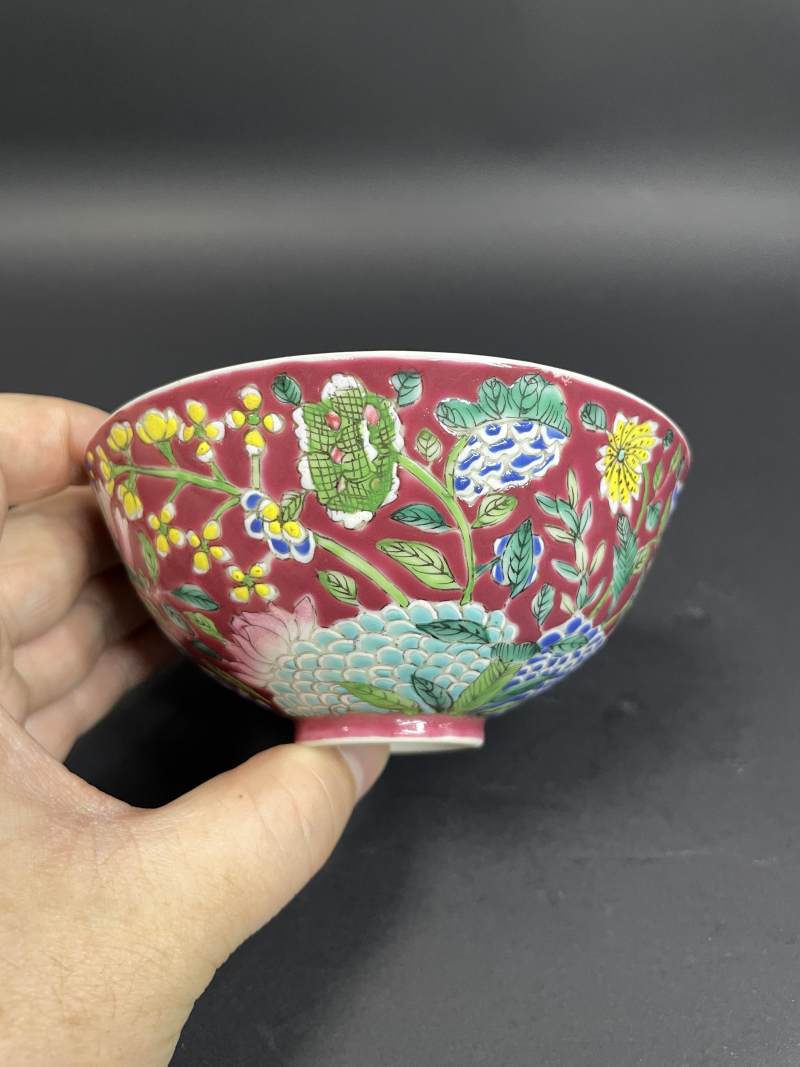 清乾隆 胭脂红地洋彩九秋图小碗一对 - 图12