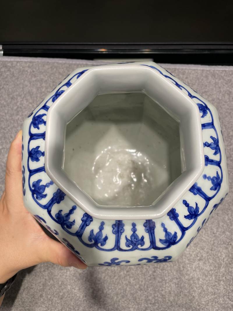 明嘉靖 青花云龙纹八方罐 - 图14