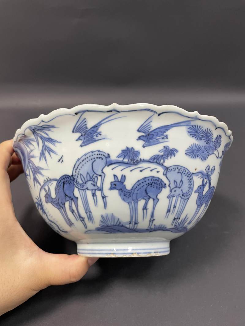明万历 青花喜禄封侯图花口大碗 - 图10
