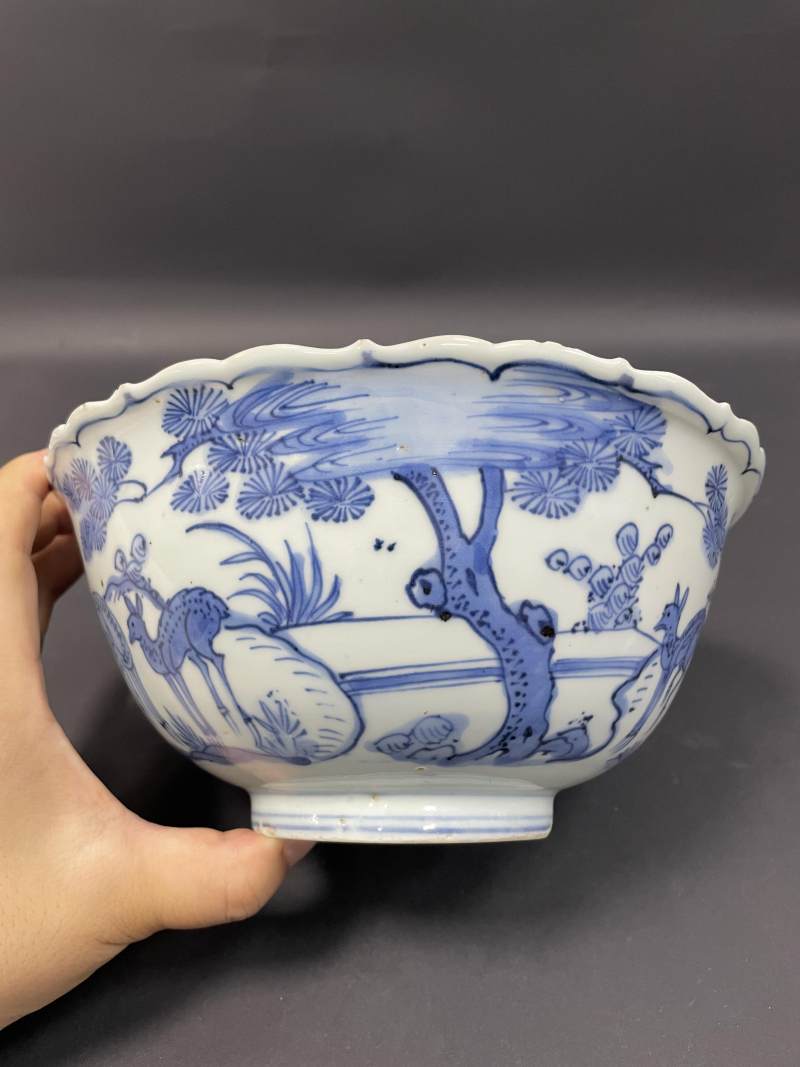 明万历 青花喜禄封侯图花口大碗 - 图12