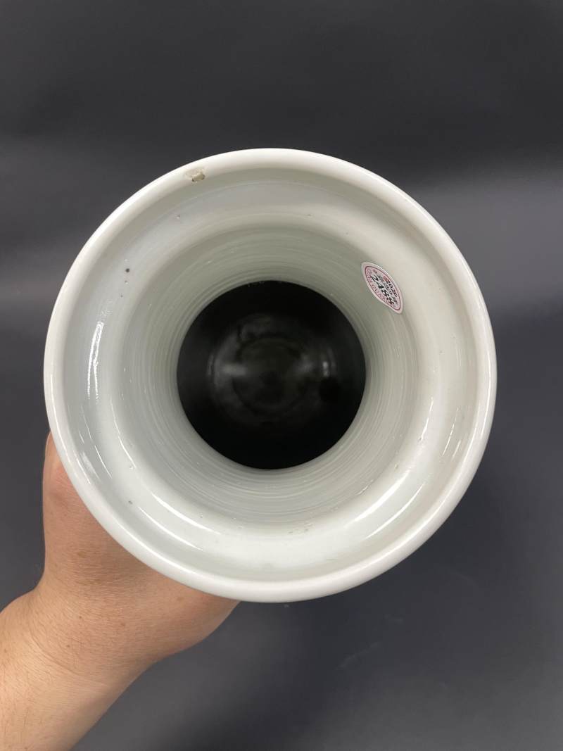 清康熙 青花山水人物纹棒槌瓶 - 图9