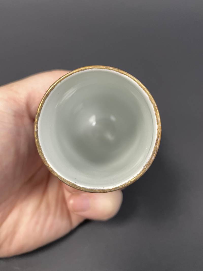 清道光 蓝釉料彩满地娇图闻香杯 - 图6