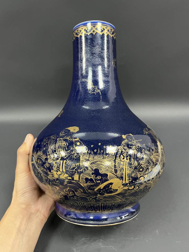 清光绪 蓝釉描金八仙纹荸荠瓶 - 图3