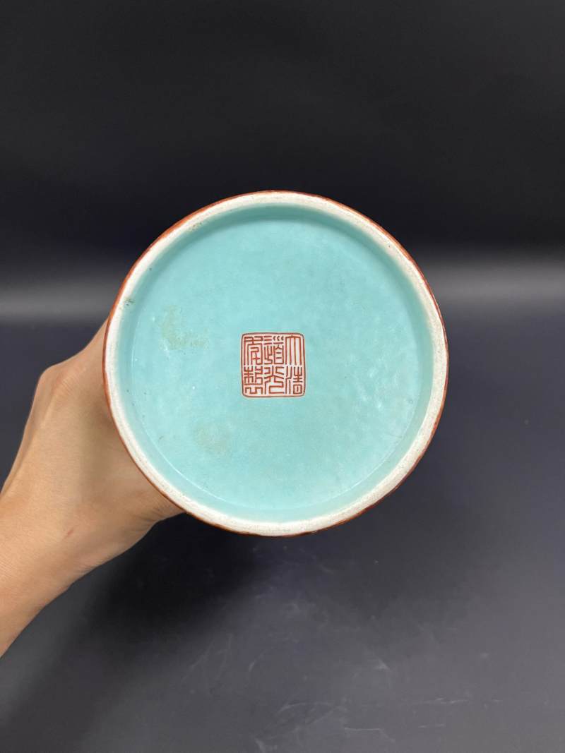 清道光 黄地洋彩缠枝莲福寿绵长图帽筒一对 - 图9