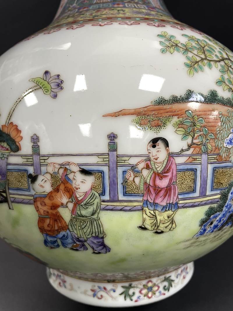 民国 粉彩婴戏图赏瓶 - 图13