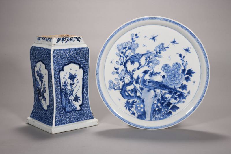 清康熙 青花锦纹开光花卉纹花觚、青花玉堂富贵花鸟纹盘各一件 - 图2