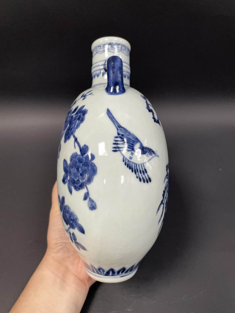 清雍正 青花喜上眉梢图抱月瓶 - 图5