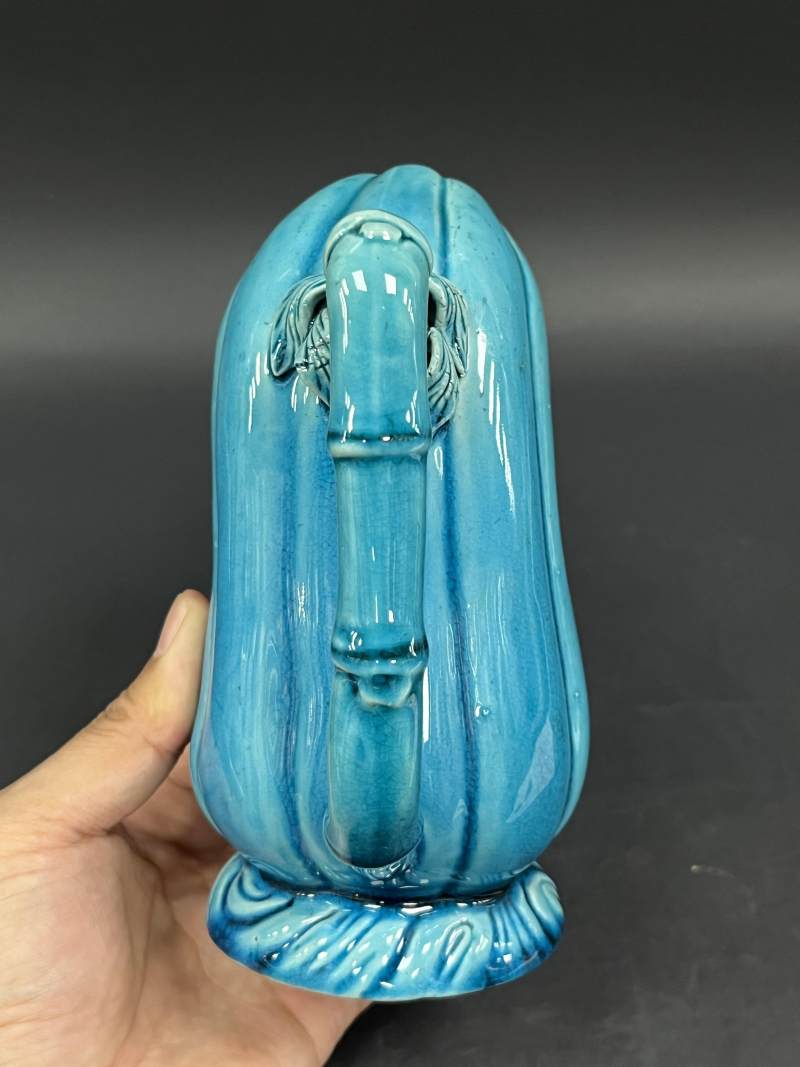 清康熙 孔雀绿釉瓜形倒流壶 - 图5