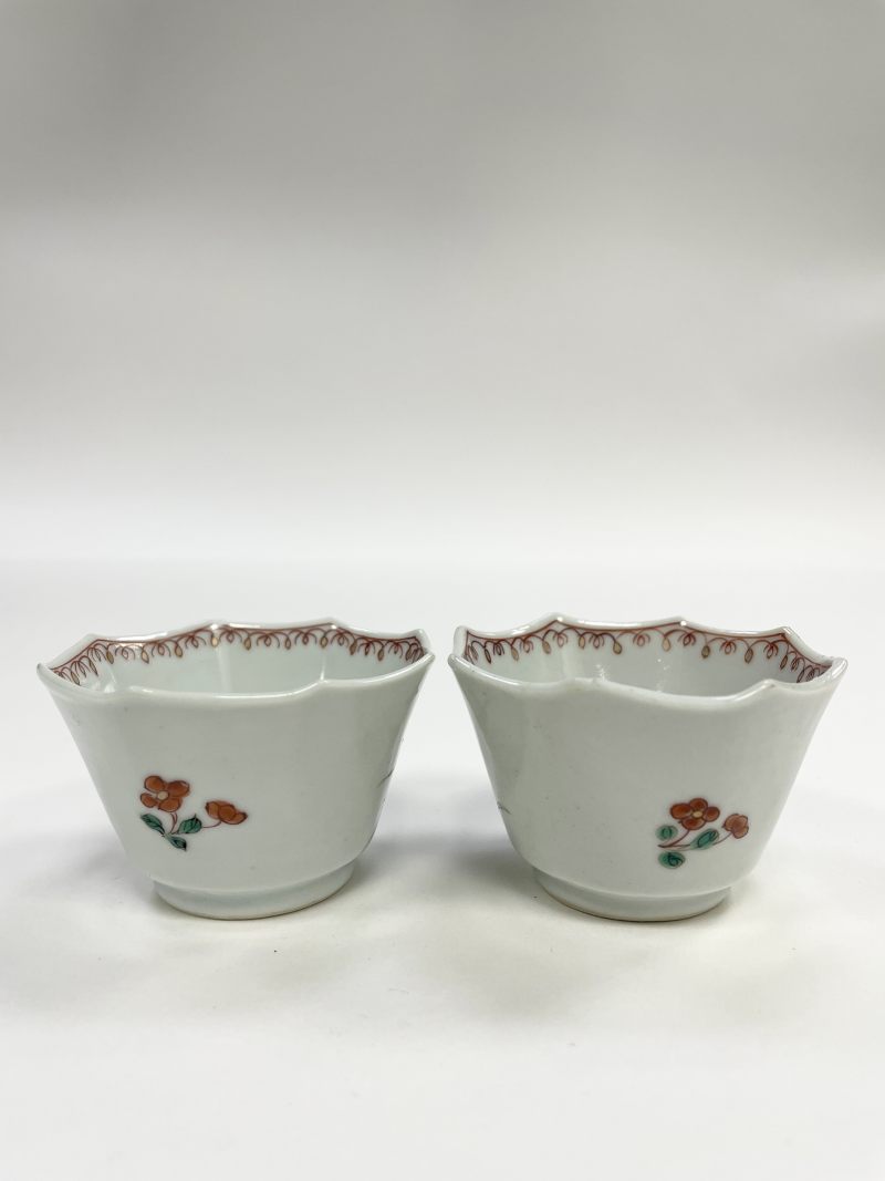 清雍正 粉彩松鹿图杯、折枝花卉纹菊瓣壶三只 - 图7