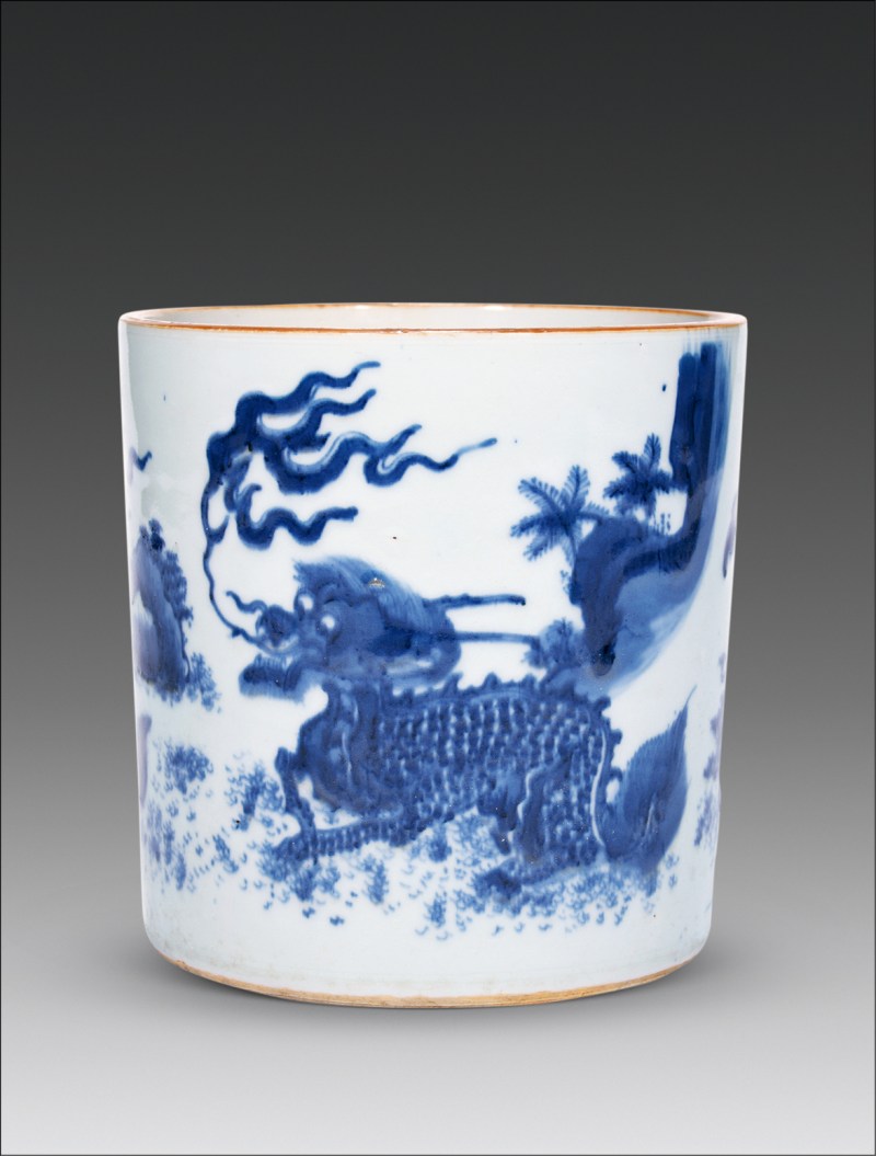 清顺治 青花麒麟芭蕉图笔筒