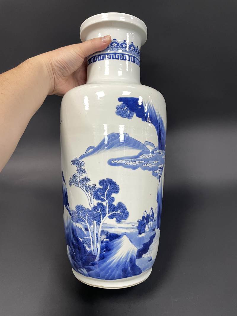 清康熙 青花山水人物纹棒槌瓶 - 图4