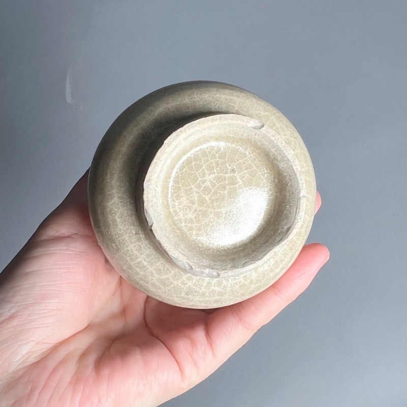 明代 米黄釉箸瓶 - 图8