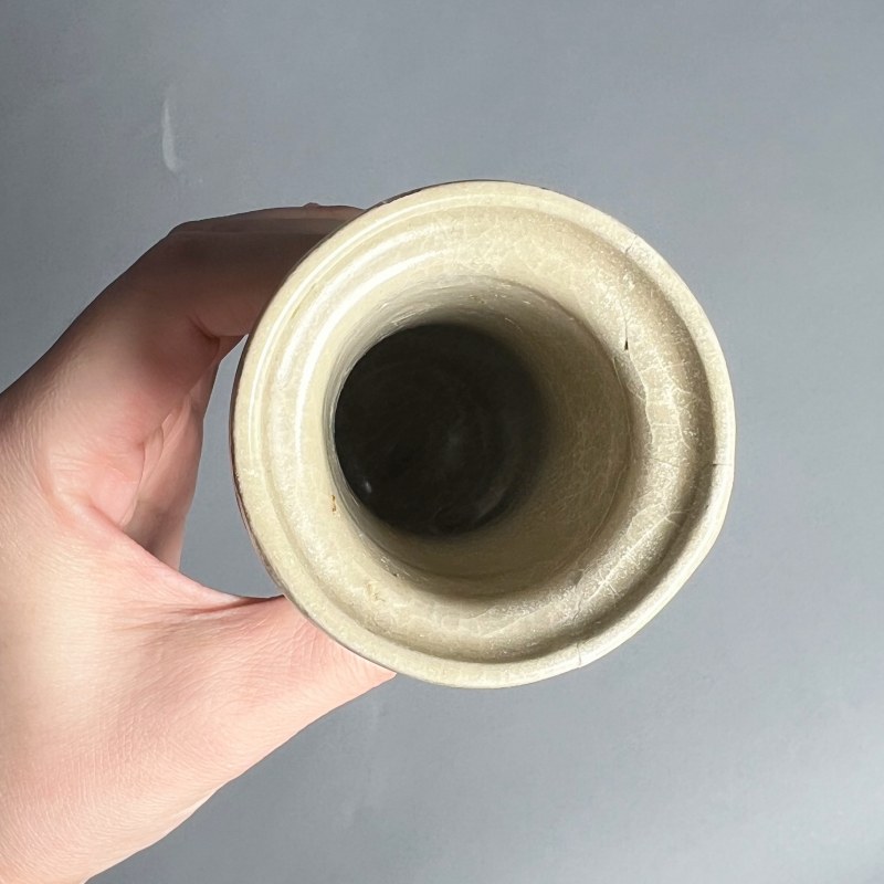 明代 米黄釉箸瓶 - 图12
