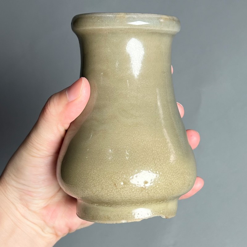 明代 青釉著瓶 - 图11