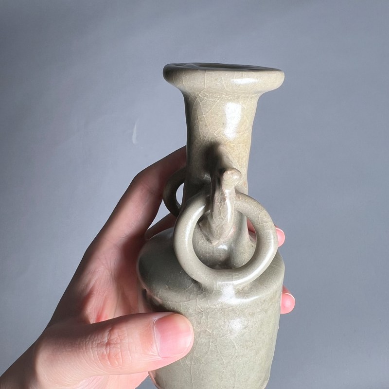 明代 龙泉窑青釉挂环瓶 - 图6