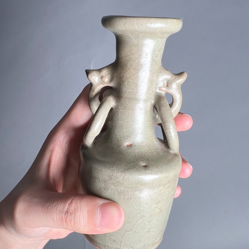 明代 龙泉窑青釉挂环瓶 - 图11