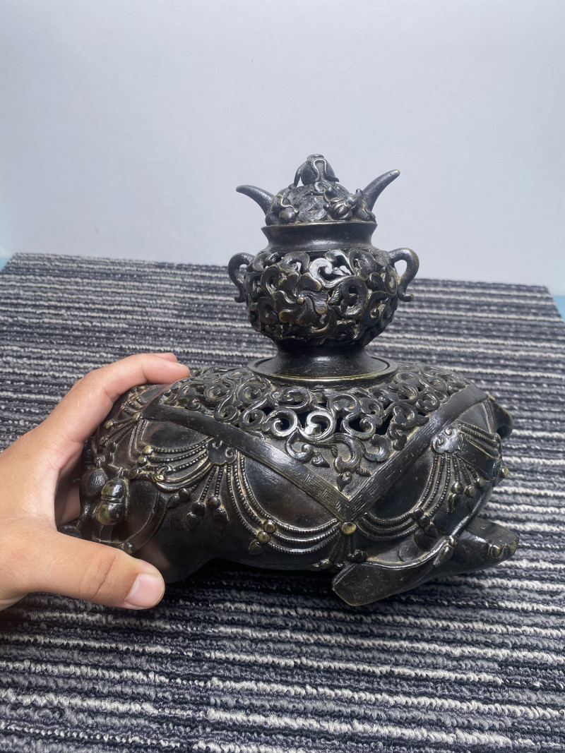 清乾隆 铜太平有象香薰 - 图13