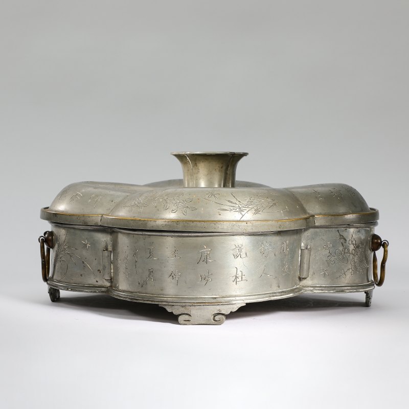 1896年 锡制山水人物诗文一品锅具一套 - 图2