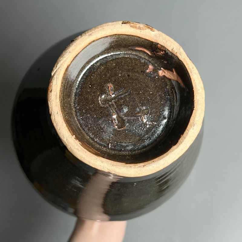 明代 黑釉铁锈花嘟噜瓶 - 图6