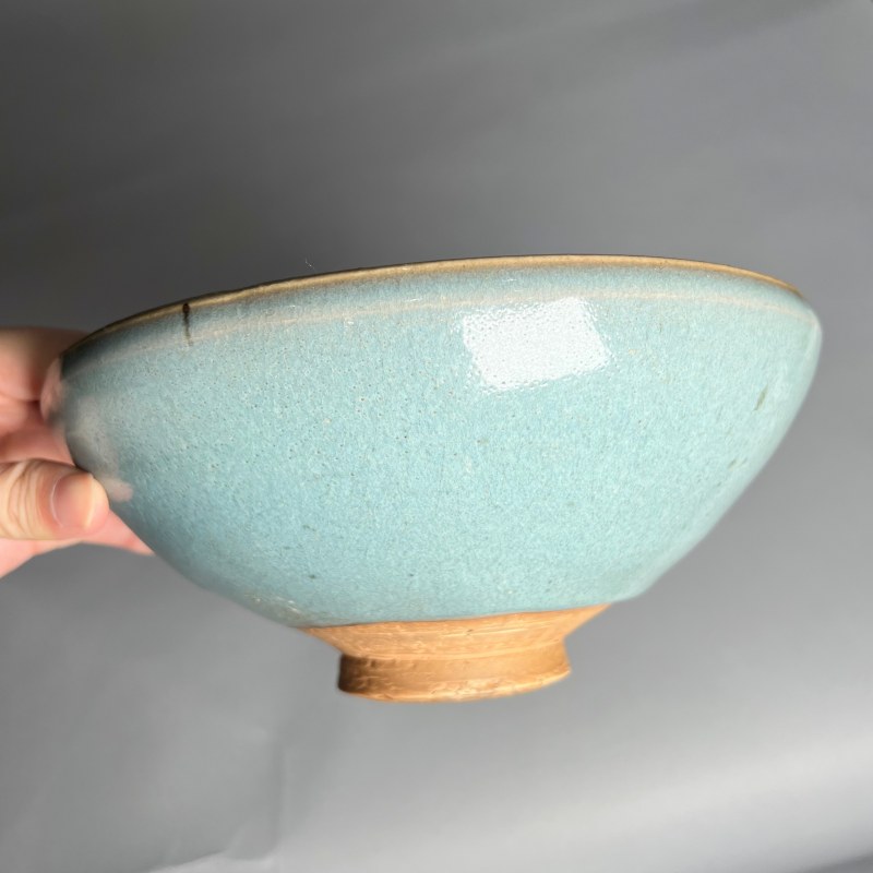 明代 钧窑天蓝釉双紫斑碗 - 图8