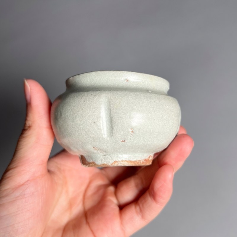 明代 白釉瓜棱水盂 - 图6