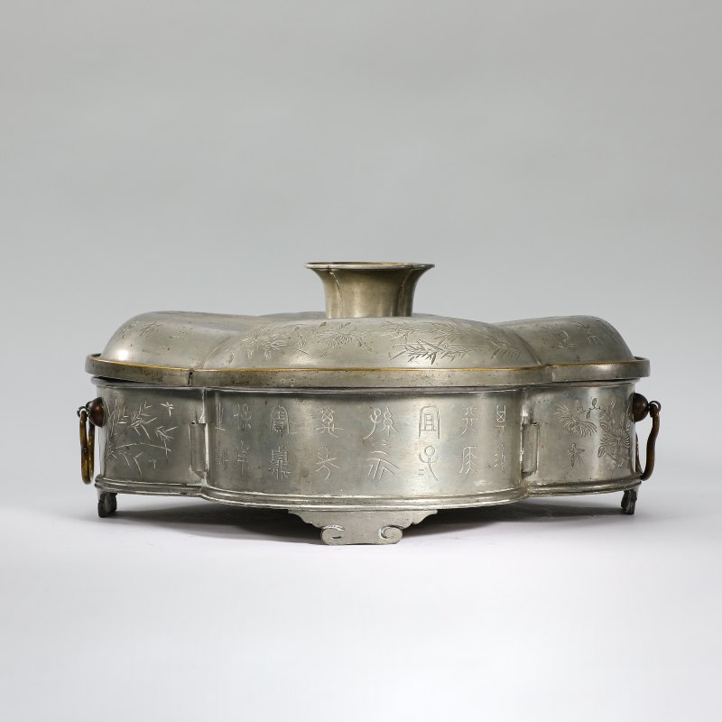 1896年 锡制山水人物诗文一品锅具一套 - 图4