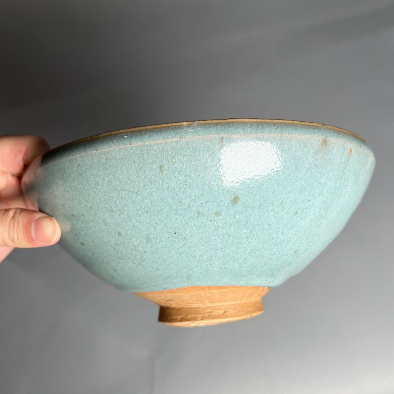 明代 钧窑天蓝釉双紫斑碗 - 图9