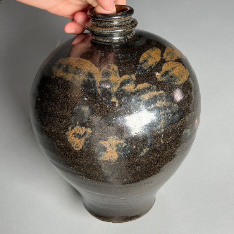 明代 黑釉铁锈花嘟噜瓶 - 图10