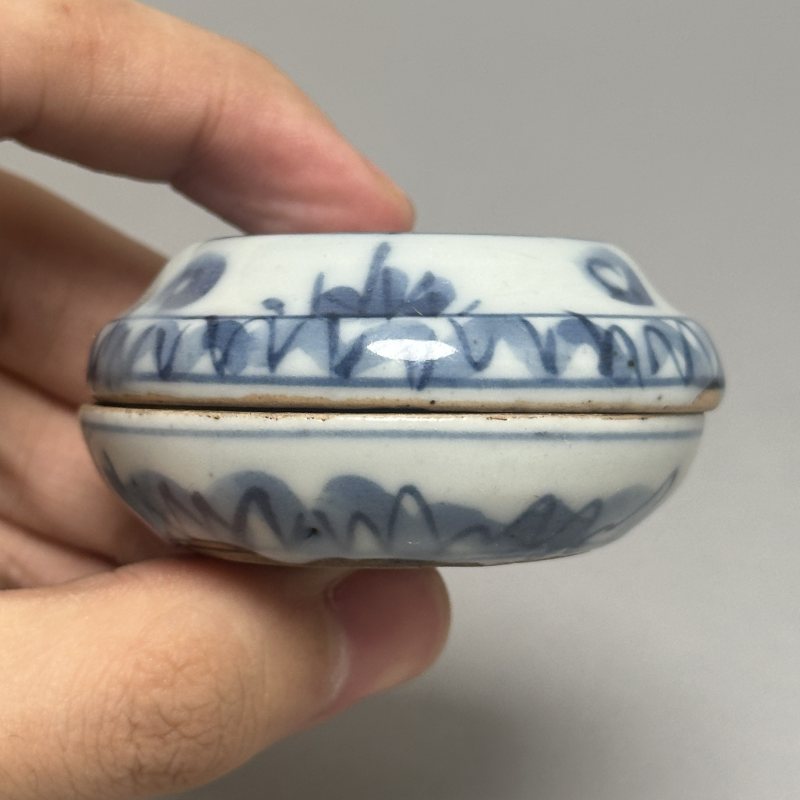 清早期 青花花卉纹印泥盒 - 图2
