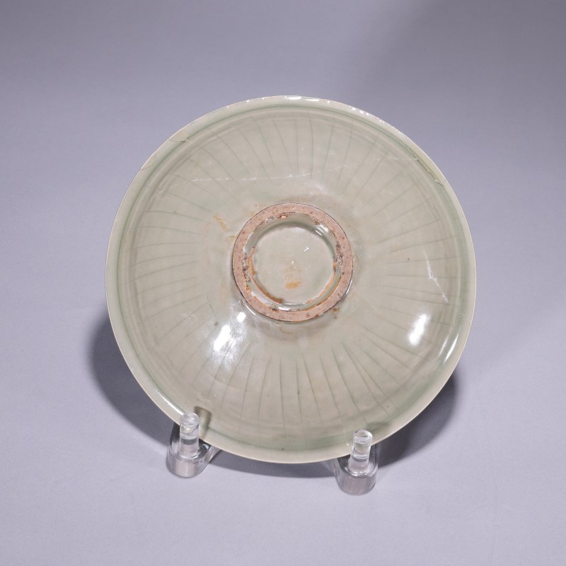 明代 青釉印花盘 - 图3