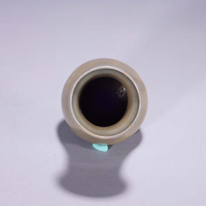 明代 青釉著瓶 - 图2