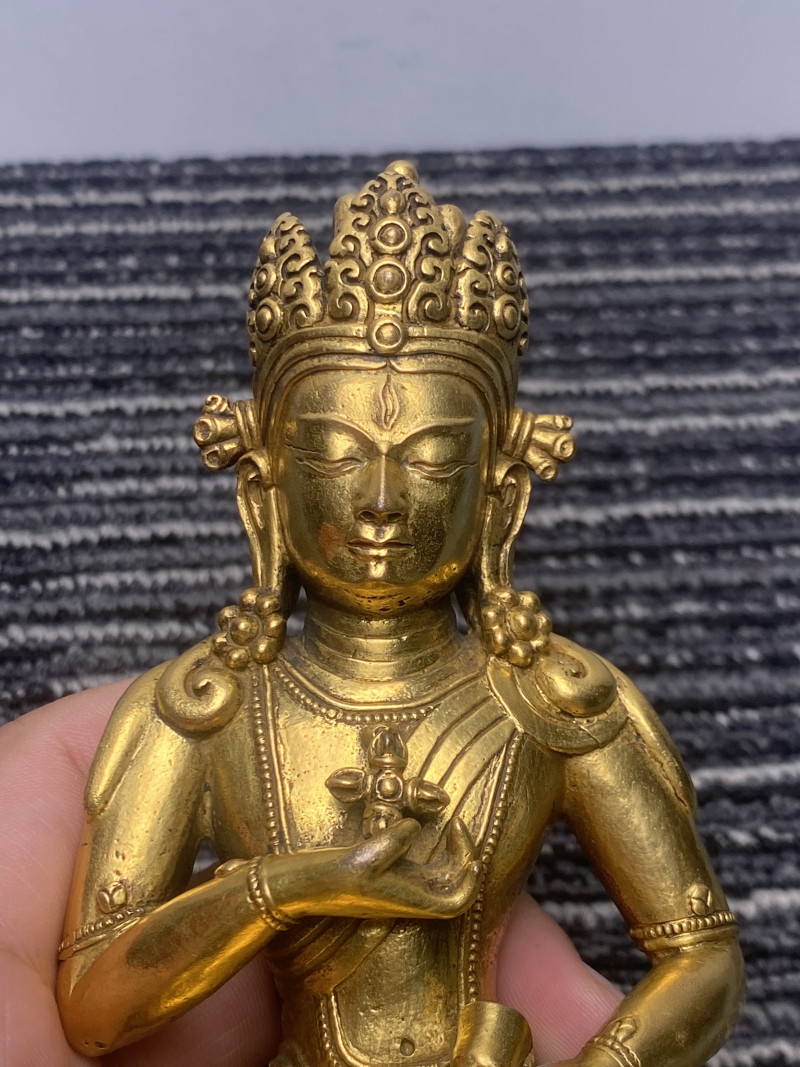 十七世纪 雪堆白风格铜鎏金金刚萨埵坐像 - 图11
